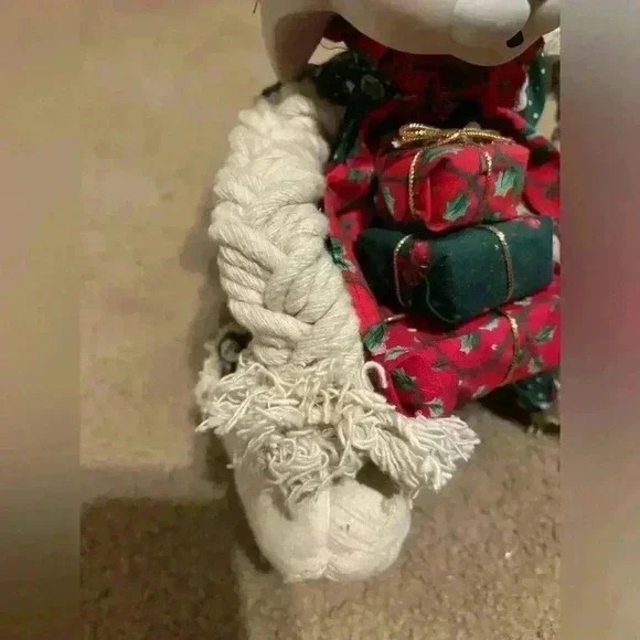 House of Lloyd Christmas Around the World “Floyd Bunny” 1994 - Picture 7 of 13